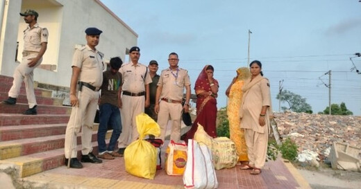 किऊल स्टेशन पर 54.24 लीटर विदेशी शराब बरामद, चार आरोपी गिरफ्तार
